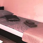 Cecillia Mare Apartment *