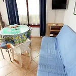 Apartment Cecillia Mare