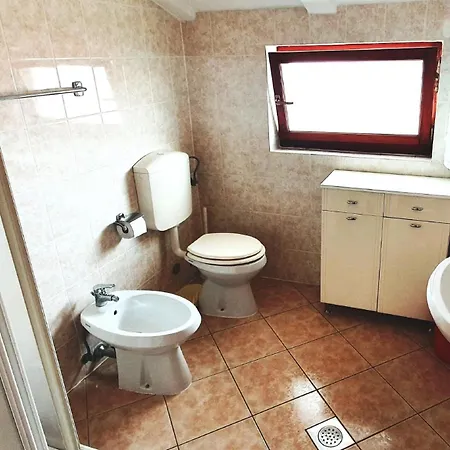 Cecillia Mare Apartment