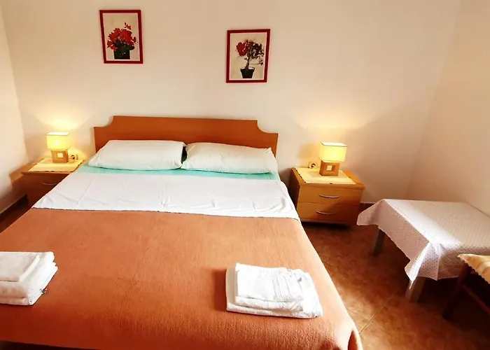 Cecillia Mare * Ρόβινι