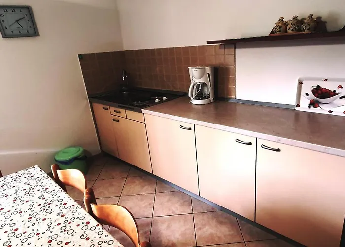 Cecillia Mare * Ρόβινι